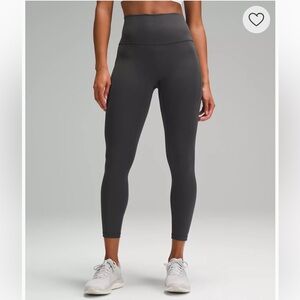 Lululemon Wunder Train HR tight 25" *Pockets Size 4 NWT